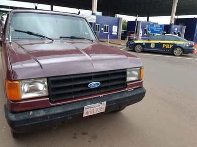 UNA MAS: recuperan camioneta denuncia como robada hace 25 años en el PUENTE DE LA AMISTAD