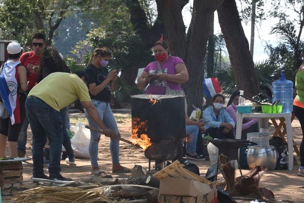 De ollas populares a comedores comunitarios permanentes - Nacionales - ABC Color