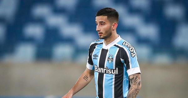 Buen desempeño de Villasanti tras su debut en Gremio