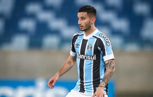 Mathías Villasanti: buen desempeño en sus primeros 90 minutos con el Gremio