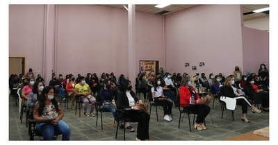 Benefician con alfabetización digital a mujeres de Alto Paraná