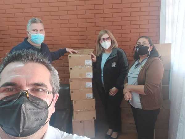 BANCO CONTINENTAL DONA AL COLEGIO TÉCNICO DE ENCARNACIÓN EQUIPOS DE ROBÓTICA