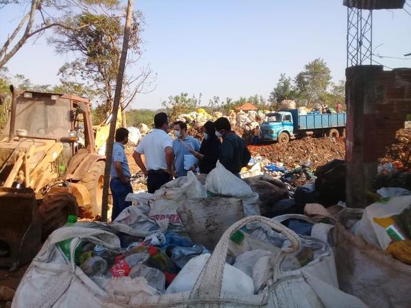 Reportan nuevo incendio en el Vertedero de Coronel Oviedo – Prensa 5