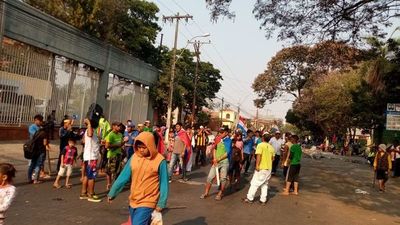 Llegan más indígenas a la Capital - Nacionales - ABC Color