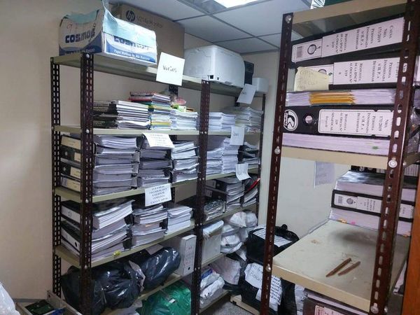 Cheques “desaparecidos” serían unos 400 - Nacionales - ABC Color