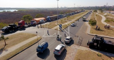 La Nación / “La semana pasada fue una de las más anárquicas”, señaló economista Garbarino