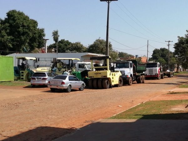 Municipalidad de CDE inicia obra de asfaltado en Santa Ana | OnLivePy