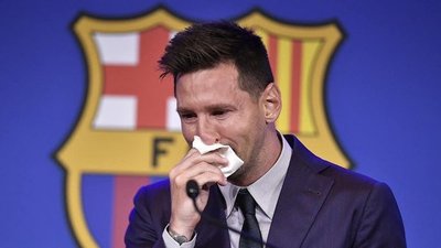 ¡No creerás cuánto cuestan las lágrimas de Messi! Subastan servilleta de despedida