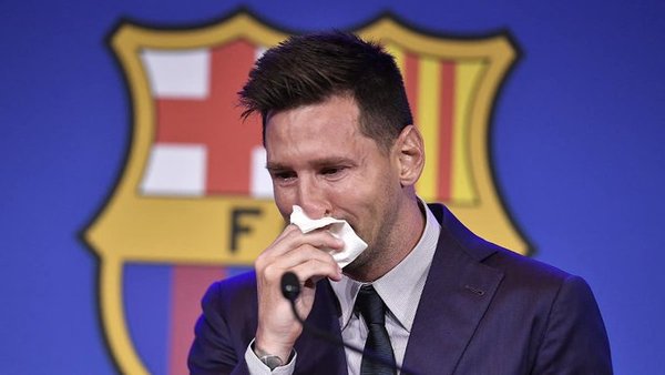 ¡No creerás cuánto cuestan las lágrimas de Messi! Subastan servilleta de despedida