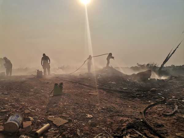 Areguá es otra zona con muchos focos de incendio en Central - Megacadena — Últimas Noticias de Paraguay
