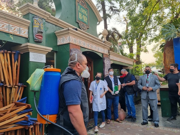 “La falta de respeto ya pasó todos los límites”, dice dueña de local arrendado a bar asunceno - Megacadena — Últimas Noticias de Paraguay