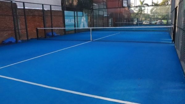 Fanáticos lanza primera edición del torneo de pádel y presenta su academia