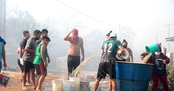 La Nación / Asunción y Central, llenos de humo por los incendios