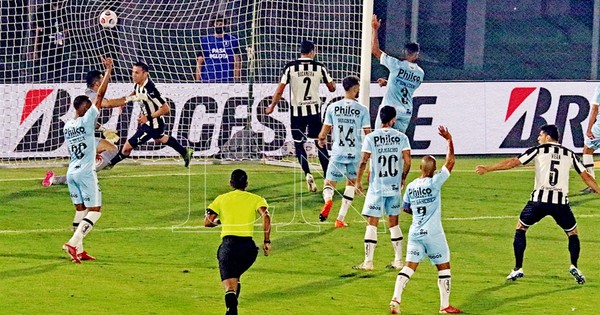 La Nación / A semifinales por tercera vez