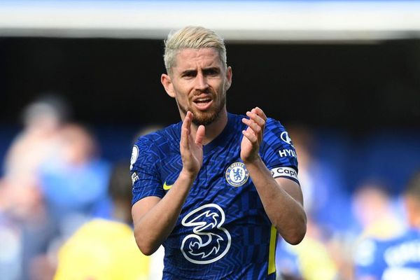 De Bruyne, Jorginho y Kanté, candidatos a Jugador del Año de la UEFA - Fútbol - ABC Color