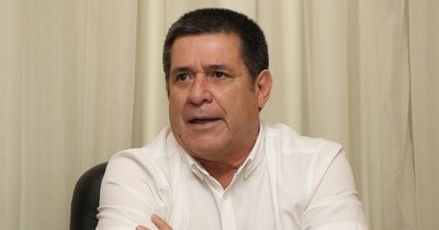 La Nación / Horacio Cartes ubicó a Mauricio Espínola tras exabrupto en Misiones