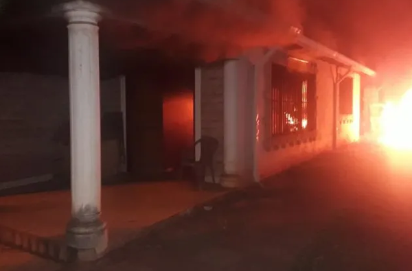 Hallan calcinado a un hombre en su vivienda en Caacupé - Noticiero Paraguay