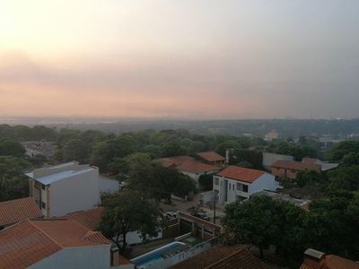 Prevén viernes muy caluroso