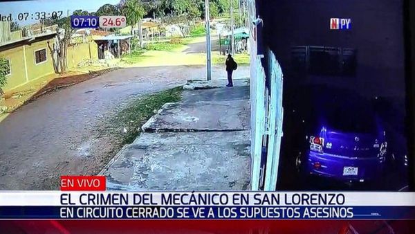 Policía busca a tres hombres por homicidio en taller mecánico