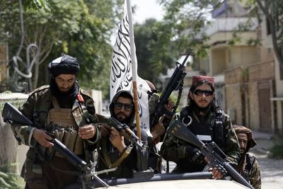 Talibanes atraviesan ‘crisis existencial’ sobre su legitimidad, afirmó Joe Biden