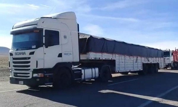Ya se recibió la primera denuncia por precio de flete, a pocas horas de firmar acuerdo - OviedoPress