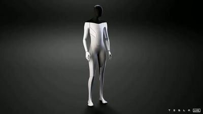 Elon Musk presentó a Tesla Bot, el robot humanoide: "Amistoso, elimina tareas peligrosas y aburridas", explicó