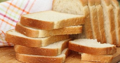 Sufre “fobia a la comida”: Niño de 12 años sobrevive comiendo solo pan blanco y yogures - C9N