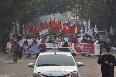 Laíno, Canese y Filizzola, en movilización por la “defensa de Itaipú” - Nacionales - ABC Color
