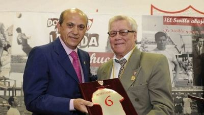 Sevilla honra la memoria de su exjugador Ignacio Achucarro