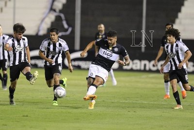 Programan la séptima y octava fecha: Libertad-Olimpia se jugará en el Defensores