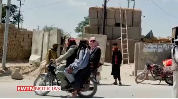 Familias cristianas en Afganistán viven escondidas por miedo a los talibanes