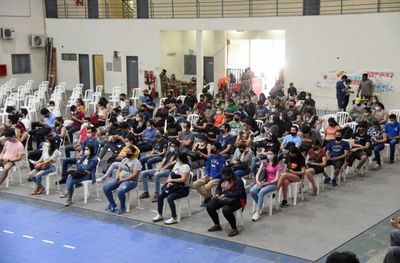Hubo quejas por falta de vacunas y hoy anunciarán cómo sigue plan