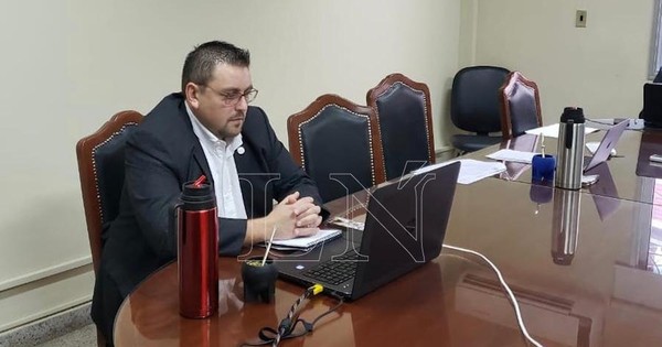 La Nación / Dinatran advierte que habrá sanciones si no se cumple acuerdo firmado por camioneros