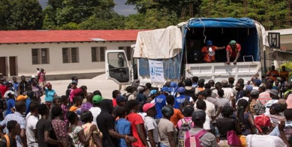 Cuatro camiones que transportaban ayuda fueron saqueados en carretera de Haití