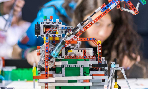Unos 30 estudiantes paraguayos son becados para participar en programa de robótica - OviedoPress