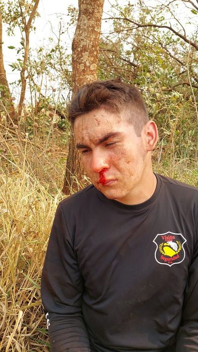 Invasores de la agroganadera Pindó asaltaron a guardias privadas y les despojaron de sus armas - Nacionales - ABC Color