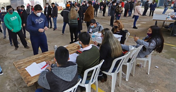 La Nación / Más de 280.000 jóvenes ingresaron al padrón por medio de inscripción automática