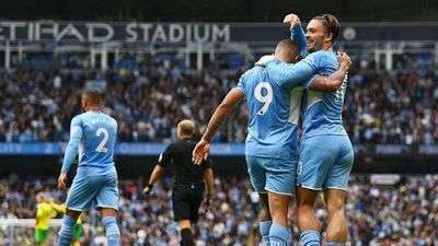 Manchester City arrolla y Grealish se estrena