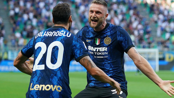 Inter arranca la defensa del título con una goleada
