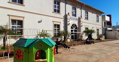 La Nación / El abrigo infantil se volvió hogar para tres jóvenes que hoy son universitarios