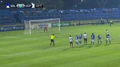 Campisi le para un penal a Aquino