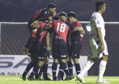 Crónica / “Final” de seis puntos entre “12” y River Plate