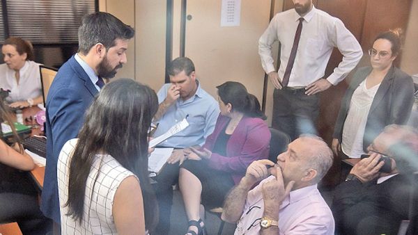 En juicio a RGD e hijo hay víctimas famosas e innumerables bienes