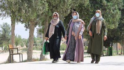 Los derechos de la mujer se fijarán en diálogo interno, dicen talibanes