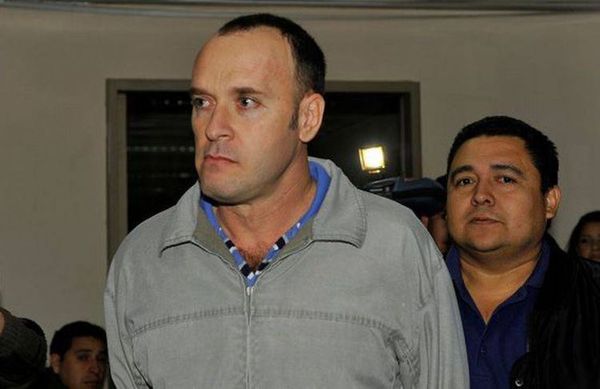 Fue condenado por matar a su esposa y ahora es juzgado por el crimen de sus suegros
