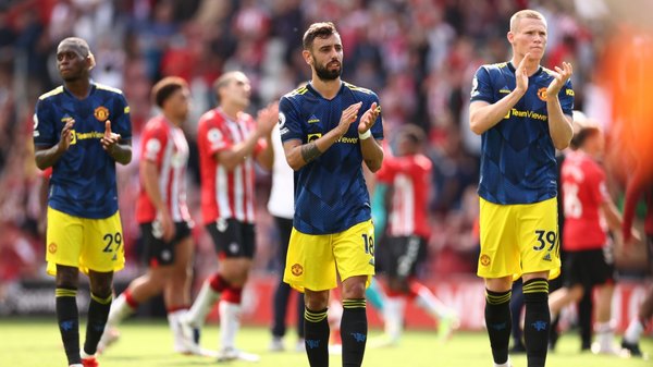 Manchester United empata y Tottenham vuelve a ganar en la Premier League