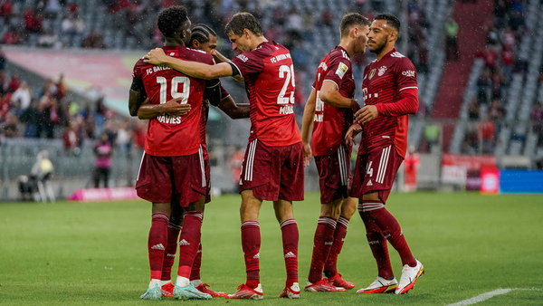 Bayern celebra su primera victoria en la Bundesliga