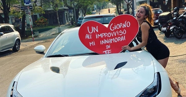 Claudia De Andrade se encontró con un tremendo sorpresón