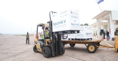 La Nación / Llegaron 20.000 dosis del segundo componente de la vacuna Sputnik