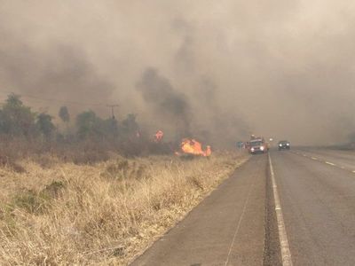 Fuego ya consumió casi la mitad del Parque Nacional Cerro Corá en Amambay